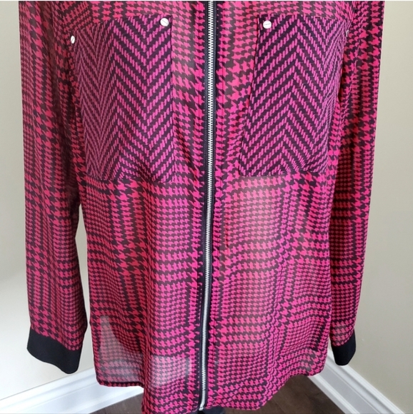 Michael Kors Houndstooth Print Front Zip Blouse - Picture 5 of 9